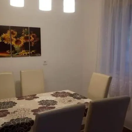 בית נופש Bajnoczi Vendeghaz *